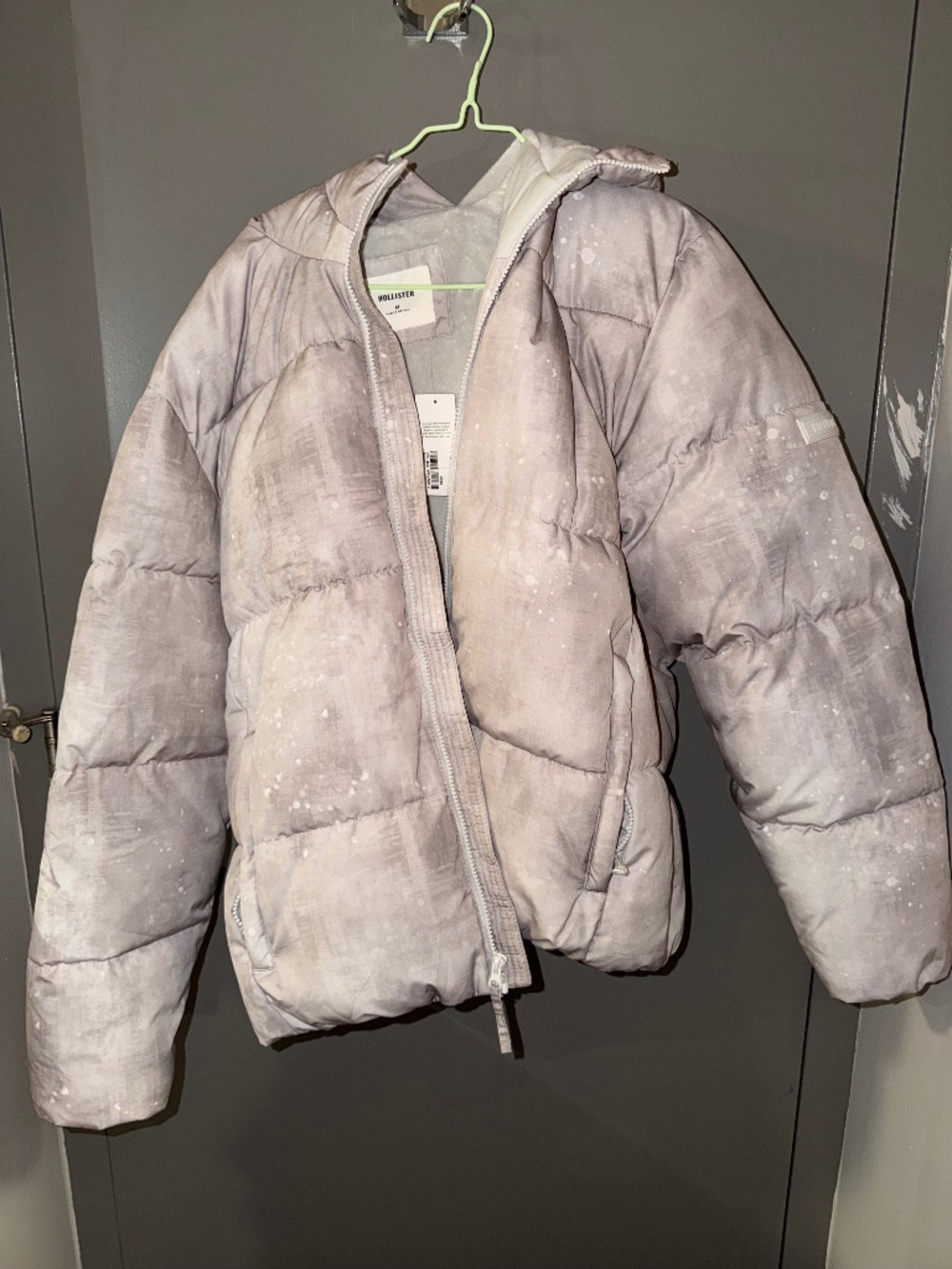 Men’s Hollister Puffer Jacket (BRAND NEW)
